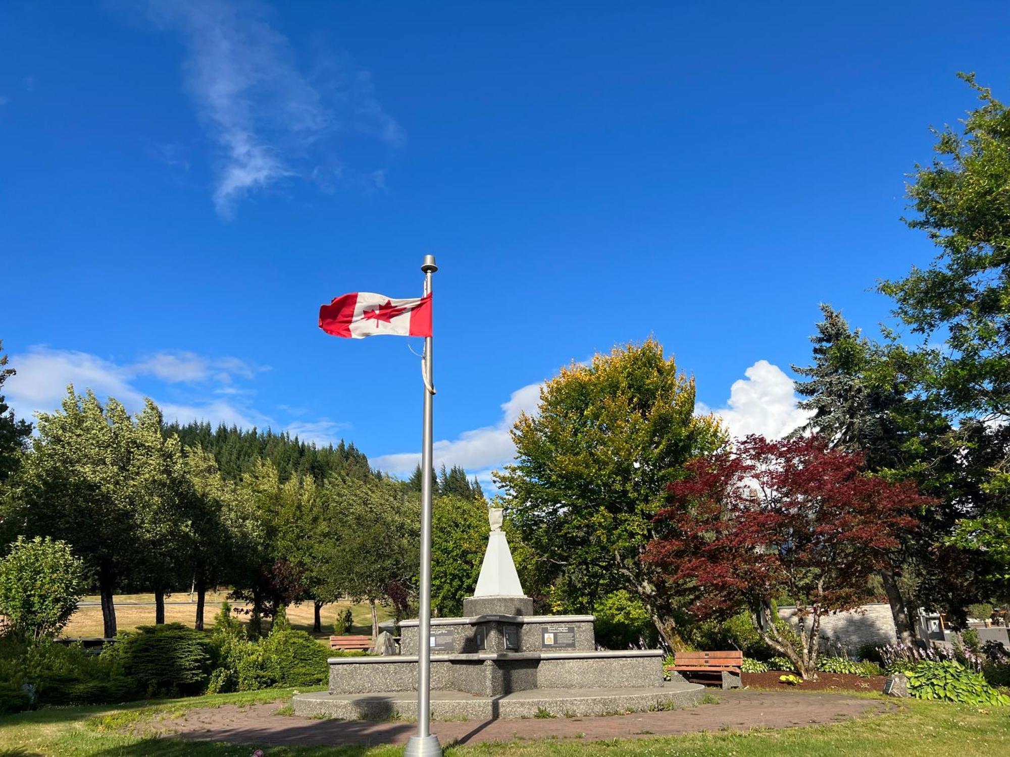 Chalet Inn Kitimat 外观 照片