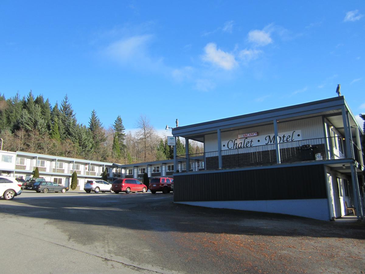 Chalet Inn Kitimat 外观 照片